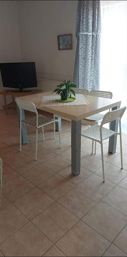 Badacsonyi Magan Szallas Badacsonytomaj Buitenkant foto
