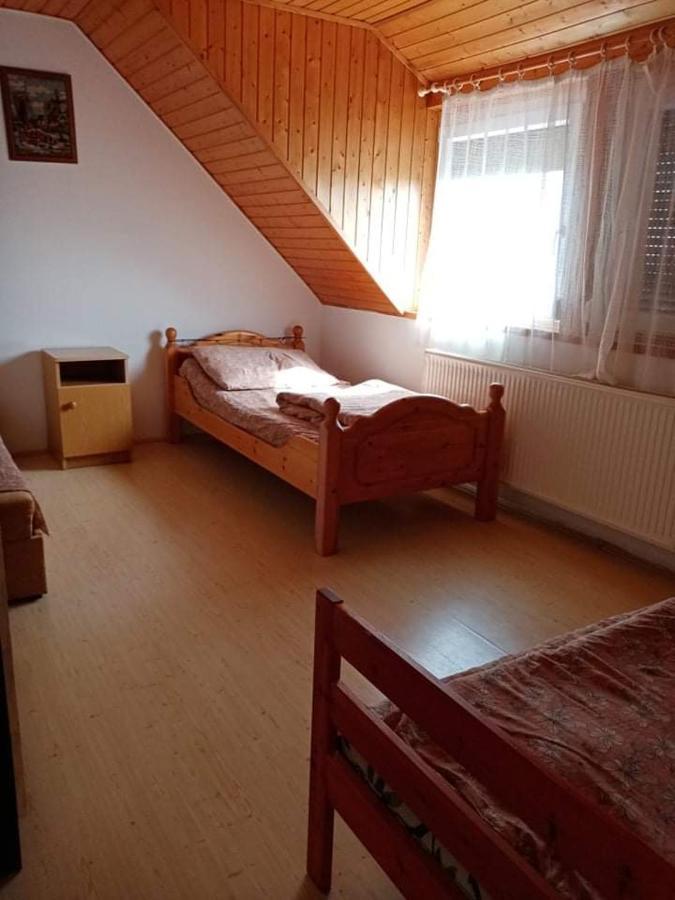 Badacsonyi Magan Szallas Badacsonytomaj Buitenkant foto