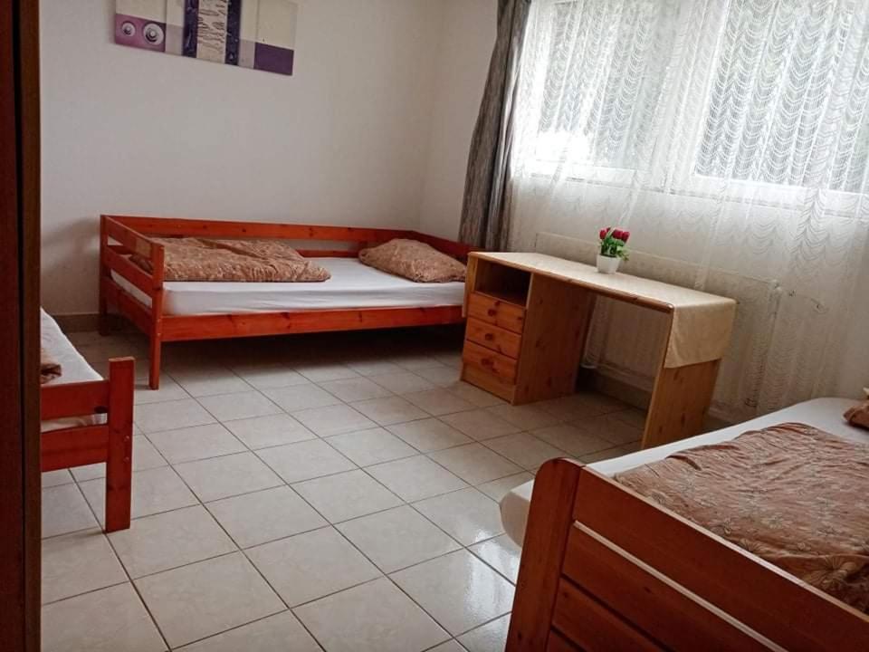 Badacsonyi Magan Szallas Badacsonytomaj Buitenkant foto